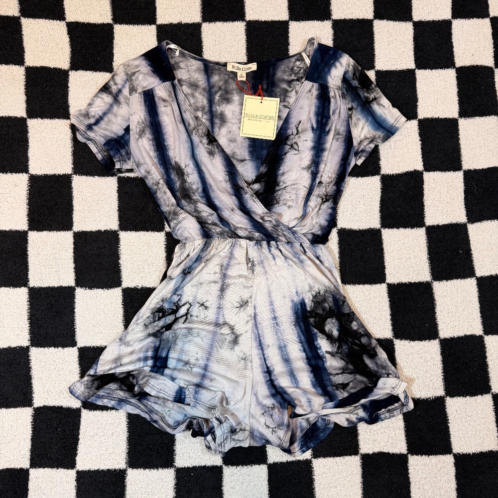 nwt rolla coster boho tie dye purple and black short sleeve romper size small